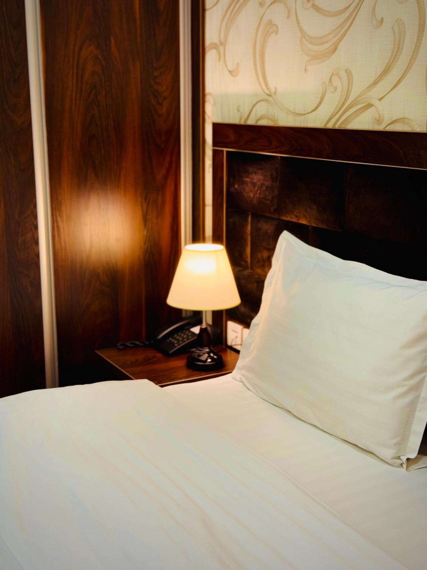 Ark Billur Halal Hotel Tashkent Exterior photo